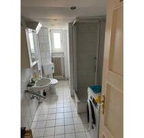 3 zimmerwohnung - 450,00 EUR Kaltmiete, ca.  80,00 m² in Wilhelmshaven (PLZ: 26384) Heppens