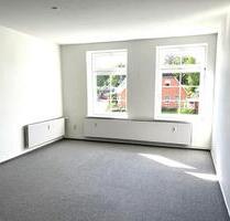 Hübsche und großzügige 3 ZKB Wohnung im 1.OG + Garage + Gartenteil - Bosau