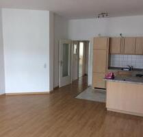 2 Zi. Wohnung mit Einbauküche und Balkon - Hermsdorf