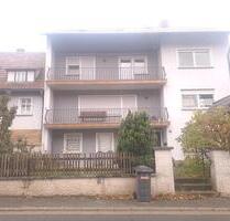 Großzügiges Wohnhaus mit Scheunen in Lif Roth - Lichtenfels