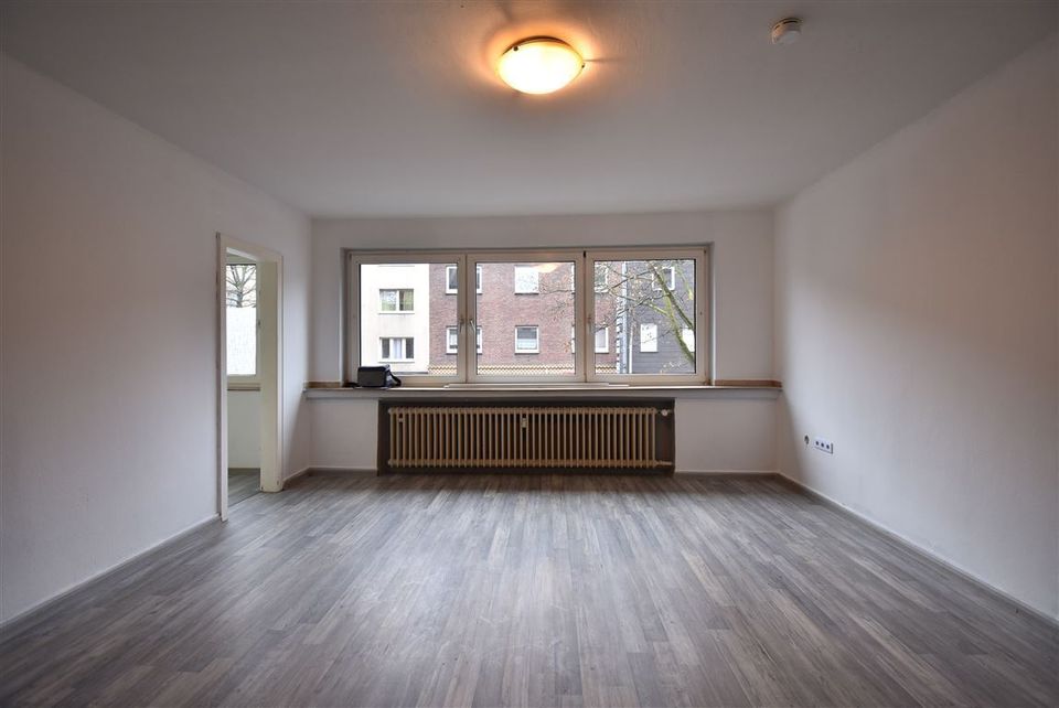 Singles aufgepasst! Apartment mit kostenloser EBK in DU-Meiderich - Duisburg Mittelmeiderich