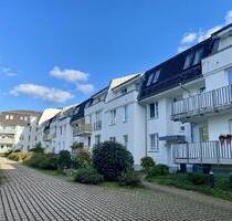 gemütliche Dachgeschosswohnung mit Balkon + EBK in Schloßchemnitz