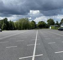 Große Anzahl an Stellplätzen ab 30 EUR nettoMonat – perfekt für Flotten & Fahrer - Heiligenhaus