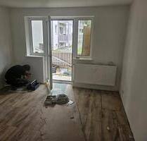 Moderne 4er-WG in Herzogenaurach – Neue Küche, neues Bad, Balkon