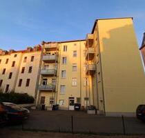 Super 2- Zimmerwohnung in Buckau inkl. Tageslichtbad mit Wanne + Abstellraum + Laminat & Fliesen - Magdeburg
