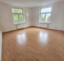 Super 2- Zimmerwohnung in Buckau inkl. Tageslichtbad mit Wanne + Abstellraum + Laminat & Fliesen - Magdeburg