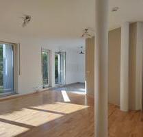 Sehr schöne moderne 2,5 ZKBT in gefragter ruhiger Lage zw. Lindenhof u. Neckarau - Mannheim Niederfeld