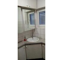 1 Zimmer Dusche Bad in Lindlar - 349,00 EUR Kaltmiete, in Lindlar (PLZ: 51789)