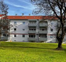 83 m² Wohnung mit Terrasse in zentraler Lage – 3 Zimmer - Traunreut Irsing