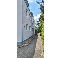Sanierte 3-Zimmer-Wohnung mit Balkon und Stellplatz in Katzwang - Nürnberg Holzheim