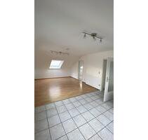 2-Zimmer Wohnung in Bergen-Enkheim, nähe U-Bahn Station - Frankfurt am Main