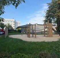 3-Raum-Familienwohnung mit Spielplatz vor der Haustür! - Reichenbach im Vogtland