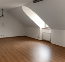 Taläcker: 2‑Zimmer Dachgeschoss ab sofort – inkl. EBK, TG, Keller - Künzelsau