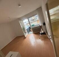 1-Zimmerwohnung mit Balkon in 79106 Freiburg - Freiburg im Breisgau Brühl