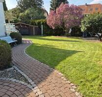 Haus in zentraler ruhiger Lage - 289.000,00&nbsp;EUR Kaufpreis, ca.&nbsp; 150,00&nbsp;m&sup2; in Blomberg (PLZ: 32825)