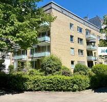 Traumhafte und komplett sanierte 3-Zimmer-Wohnung mit EBK in Eppendorf - Hamburg