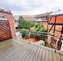 Geräumige Stadtwohnung mit Einbauküche & Balkon - Schwerin