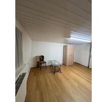 WG ZIMMER IN VOGT - 450,00&nbsp;EUR Kaltmiete, ca.&nbsp; 25,00&nbsp;m&sup2; in Ravensburg (PLZ: 88214) Eschach