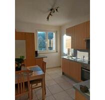 Stilvoll möbliertes Zimmer - 590,00&nbsp;EUR Kaltmiete, ca.&nbsp; 28,00&nbsp;m&sup2; in Hennef (Sieg) (PLZ: 53773)