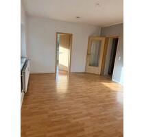 Kiel Südfriedhof - 3 Zimmer Whg. mit EBK - Bei Bezug renoviert