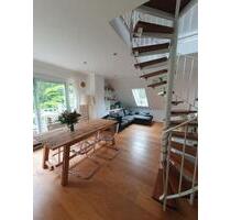 Helle Maisonette-Wohnung, 2,5 Zimmer, Balkon & Gem.Garten - Berlin Reinickendorf