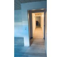 Souterrain ZWEI-RaumWohnung 52 qm in Weiterstadt-Schneppenhausen