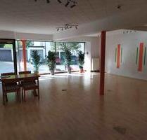Räumlichkeiten für Laden, Büro oder Praxis - Zell im Wiesental
