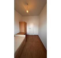 WG Zimmer zu vermieten - 550,00 EUR Kaltmiete, ca.  12,00 m² in Berlin (PLZ: 14059) Charlottenburg-Wilmersdorf