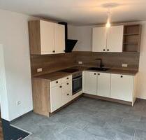 Schöne Ruhige 3 Zimmer Wohnun - 1.350,00&nbsp;EUR Kaltmiete, ca.&nbsp; 100,00&nbsp;m&sup2; in Nürtingen (PLZ: 72622)