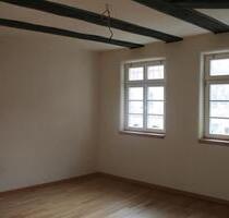Helle 2,5 Zimmer-Wohnung in historischem Ambiente für 1 Person - Mönsheim