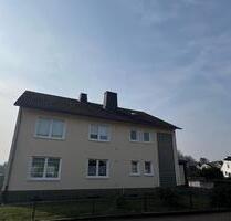 3 Familienhaus Renditeobjekt sehr gute Lage - Felsberg