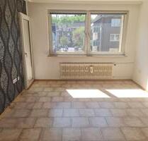 4-Zimmer-Wohnung im 2. OG mit Balkon zu vermieten! - Duisburg Hamborn