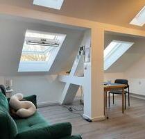 Modern und individuell unterm Dach - gleich neben dem Leipziger Turm in der Innenstadt von Halle - Halle (Saale)