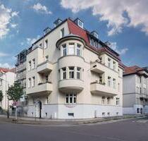 RENOVIERTES SINGLE-APARTMENT IN GRÜNER STADTLAGE Helle 1-Raum-Wohnung mit Balkon am Fockeberg - Leipzig Süd
