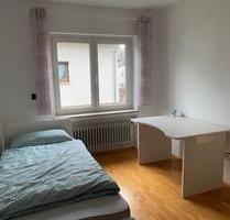 Ein WG Zimmer in Schemmerhofen - 450,00 EUR Kaltmiete, in Laupheim (PLZ: 88471)