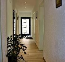 Einliegerwohnung mit Terrasse - 940,00 EUR Kaltmiete, ca.  88,00 m² in Ralingen (PLZ: 54310)