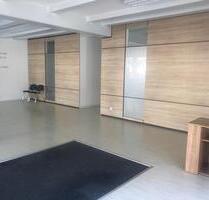 Praxis-Büro-Geschäftsräume - 300,00 EUR Kaltmiete, ca.  1,00 m² in Wesertal (PLZ: 34399)