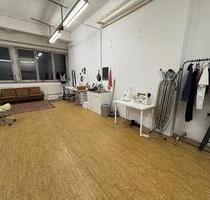 Shared studio place in Lichtenberg - Berlin Pankow