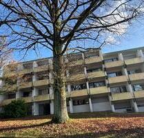 Großzügige Mietwohnung mit 2 kleinen Terrassen und PKW-Stellplatz - Saarbrücken Kieselhumes