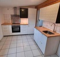 Kleine 4 Zimmerwohnung mit Einbauķüche und großem Balkon - Vechelde