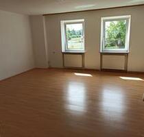 Große Erdgeschoss 2-Zimmer Wohnung - Hof Altstadt