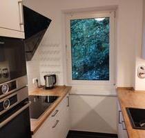 2 von 3 Zimmern, neue hochwertige Küche, Balkon, möbliert - Hamburg Wandsbek