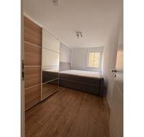 2024 saniert. 2-Zimmer, Loggia, 54 qm Einbauküche, Garage - Dresden Cotta