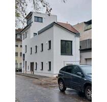 Brühl-moderne Maisonettewohnung mit eigenem Hauseingang