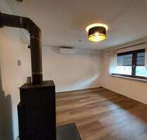 kleines Haus mit großem Garten - 990,00&nbsp;EUR Kaltmiete, ca.&nbsp; 95,00&nbsp;m&sup2; in Meckesheim (PLZ: 74909)