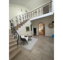 Traumhaftes Einfamilienhaus mit Schwimmbad & Sauna - Weilbach