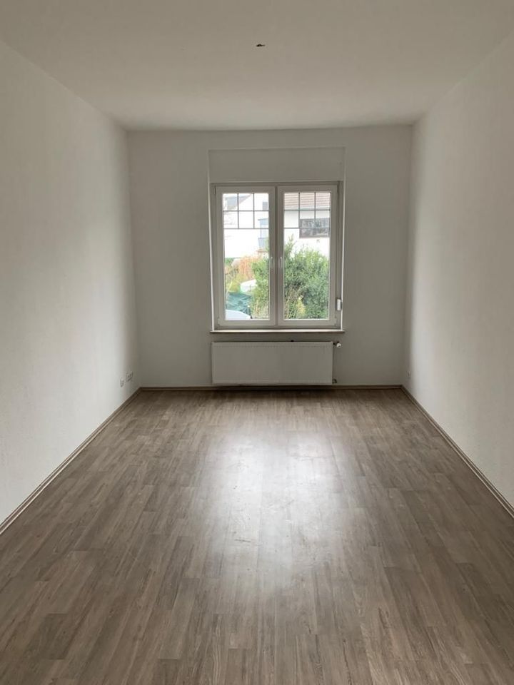 Erstbezug nach Sanierung Helle moderne 3 Zimmer KDB mit Balkon - Hattingen Niederbonsfeld