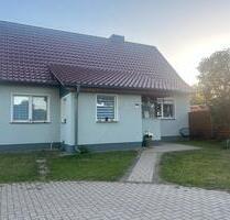 Haus zur Miete - 650,00 EUR Kaltmiete, ca.  100,00 m² in Burow (PLZ: 17089)