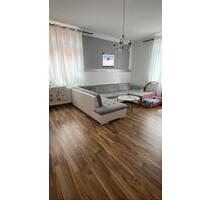 Helle 2ZKB-Wohnung 81,5qm, große Zimmer, 1.OG in Hersfeld - Bad Hersfeld