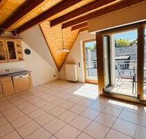 Noch verfügbar LONGKAMP Familien 4ZKB mit Garage Balkon Wallbox - Monzelfeld
